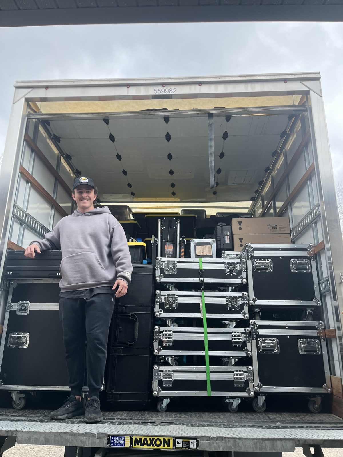Office and commercial equipment move